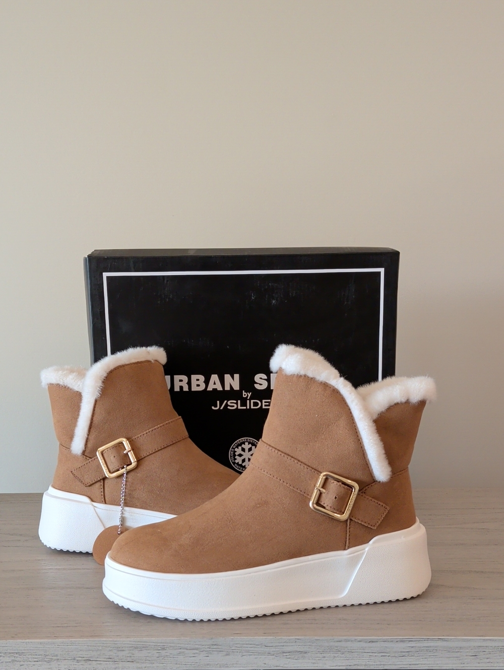 Urban Sport By J Slides NIB 7 Brn White Fur
